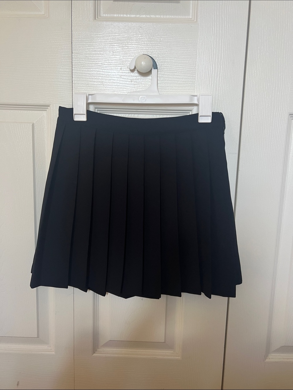 Giani Bernini Black Pleated Mini Skirt
